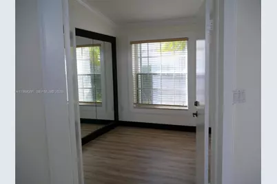 15251 Wilshire Way, Pembroke Pines, FL 33027 - Photo 14