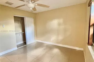 7871 NW 53rd Ct, Lauderhill, FL 33351 - Photo 12