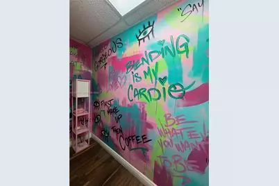 3939 NW 7 St, Miami, FL 33126 - Photo 10