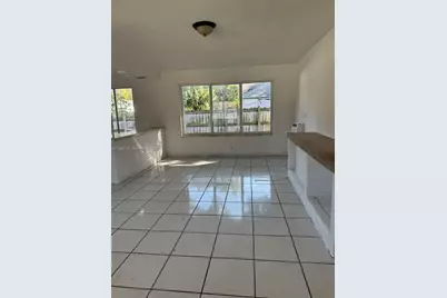 730 NE 122nd St #4, North Miami, FL 33161 - Photo 8