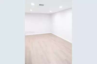 1330 NW 7th Pl, Fort Lauderdale, FL 33311 - Photo 4