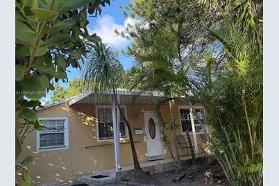 4729 SW 4th St, Miami, FL 33134 - Photo 4