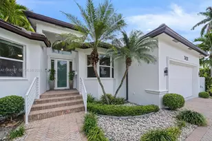 7431 Center Bay Dr, North Bay Village, FL 33141 - Photo 2