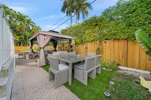 7431 Center Bay Dr, North Bay Village, FL 33141 - Photo 32