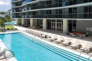 488 NE 18th St, Miami, FL 33132 - Photo 16