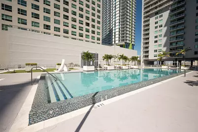 690 SW 1st Ct #1504, Miami, FL 33130 - Photo 18