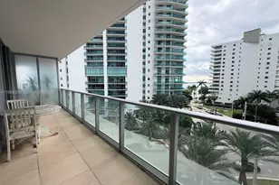 1300 Brickell Bay Dr, Miami, FL 33131 - Photo 1