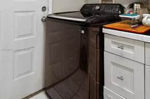 20311 NE 2nd Ave, Miami, FL 33179 - Photo 8