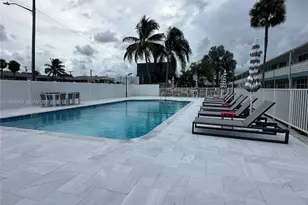 801 Atlantic Shores Blvd, Hallandale Beach, FL 33009 - Photo 20