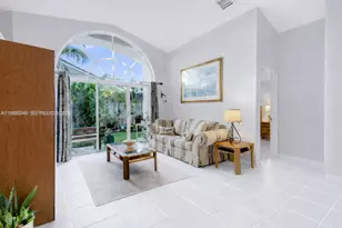 1391 SW 181st Ave, Pembroke Pines, FL 33029 - Photo 4
