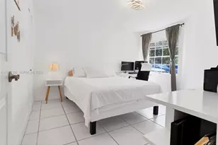 1595 Springside Dr, Weston, FL 33326 - Photo 16