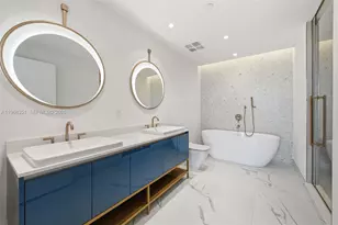 2678 Tigertail Ave, Miami, FL 33133 - Photo 14