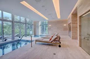 16385 Biscayne Blvd, North Miami Beach, FL 33160 - Photo 32