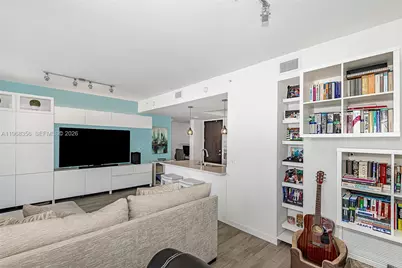 999 SW 1st Ave #3215, Miami, FL 33130 - Photo 6