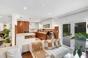 726 NE 17th Way, Fort Lauderdale, FL 33304 - Photo 6