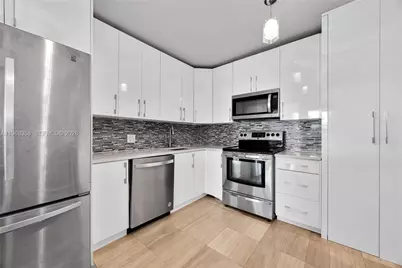 900 Bay Dr #125, Miami Beach, FL 33141 - Photo 10