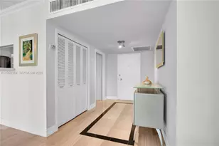 900 Bay Dr, Miami Beach, FL 33141 - Photo 18