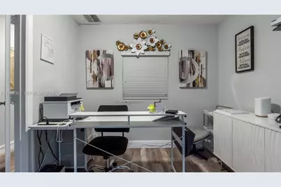 5940 NW 19th Ct, Lauderhill, FL 33313 - Photo 10