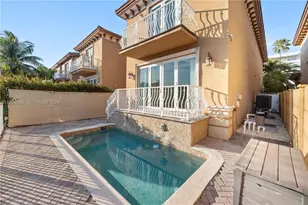 3860 NE 168th St, North Miami Beach, FL 33160 - Photo 38