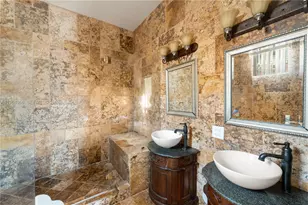 3860 NE 168th St, North Miami Beach, FL 33160 - Photo 34