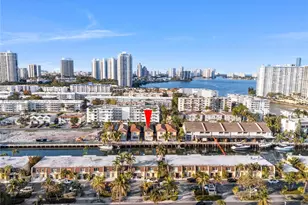 3860 NE 168th St, North Miami Beach, FL 33160 - Photo 10