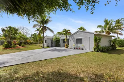 25900 SW 182nd Ave, Homestead, FL 33031 - Photo 8