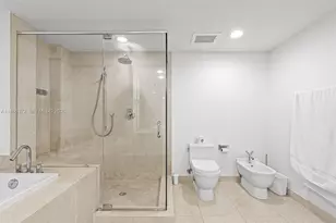 495 Brickell Ave, Miami, FL 33131 - Photo 26