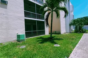 618 NW 13th St, Boca Raton, FL 33486 - Photo 2