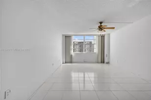 2801 NE 183rd St, Aventura, FL 33160 - Photo 28