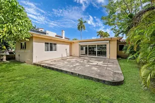 5220 La Gorce Dr, Miami Beach, FL 33140 - Photo 8