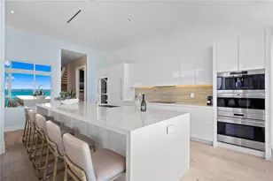 102 24th St, Miami Beach, FL 33139 - Photo 16