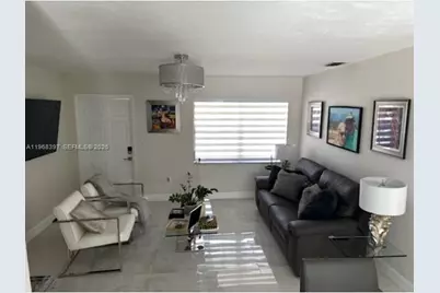 10752 SW 141st Ln, Miami, FL 33176 - Photo 12