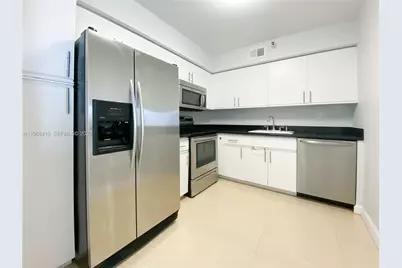 3400 NE 192nd St #LPH7, Aventura, FL 33180 - Photo 2