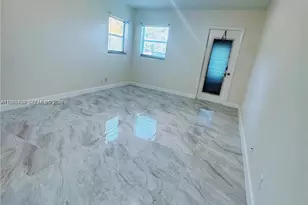 8000 Lagos De Campo Blvd, Tamarac, FL 33321 - Photo 12