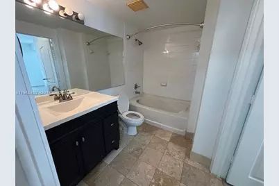 5085 NW 7th St #1110, Miami, FL 33126 - Photo 4