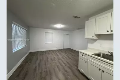 5911 NE 18th Ave, Fort Lauderdale, FL 33334 - Photo 10