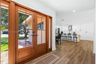 10415 SW 200th St, Cutler Bay, FL 33157 - Photo 2