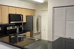 570 S Park Rd, Hollywood, FL 33021 - Photo 1