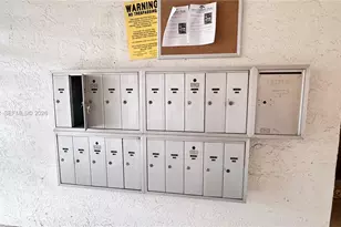 570 S Park Rd, Hollywood, FL 33021 - Photo 24