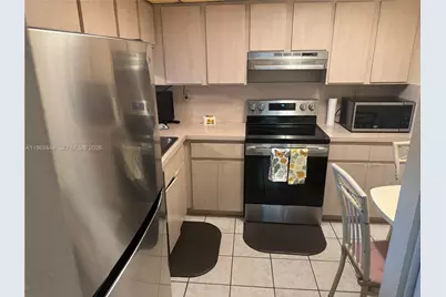 11750 SW 18th St #313-1, Miami, FL 33175 - Photo 2