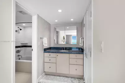 2655 Collins Ave #2211, Miami Beach, FL 33140 - Photo 24