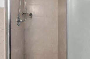 2655 Collins Ave, Miami Beach, FL 33140 - Photo 30