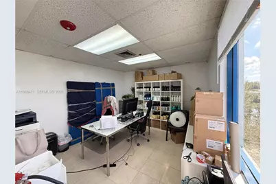 9600 NW 25th St #5A, Doral, FL 33172 - Photo 8