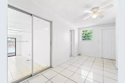 761 E 45th St, Hialeah, FL 33013 - Photo 32