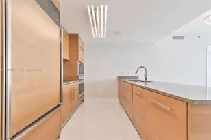 475 Brickell Ave, Miami, FL 33131 - Photo 6
