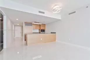 475 Brickell Ave, Miami, FL 33131 - Photo 4