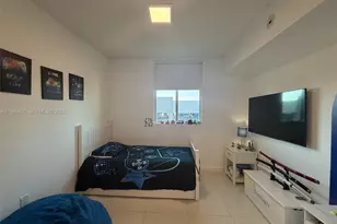 7661 NW 107th Ave, Doral, FL 33178 - Photo 16