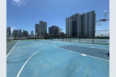 850 N Miami Ave #W-2105, Miami, FL 33136 - Photo 18