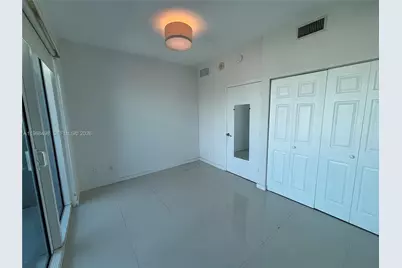 60 SW 13 St #1415, Miami, FL 33131 - Photo 10