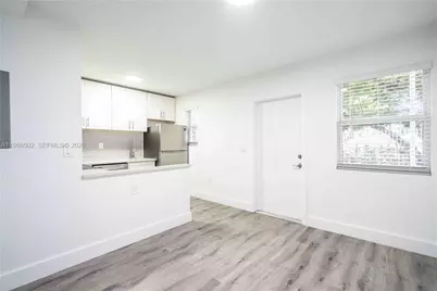 1950 NW 2nd Ct #2, Miami, FL 33136 - Photo 2